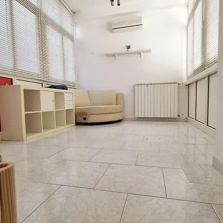 Casa Omar Al Vomero Napels