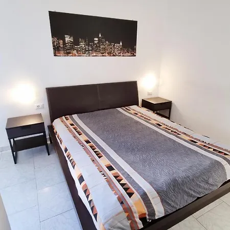 Casa Omar Al Vomero *